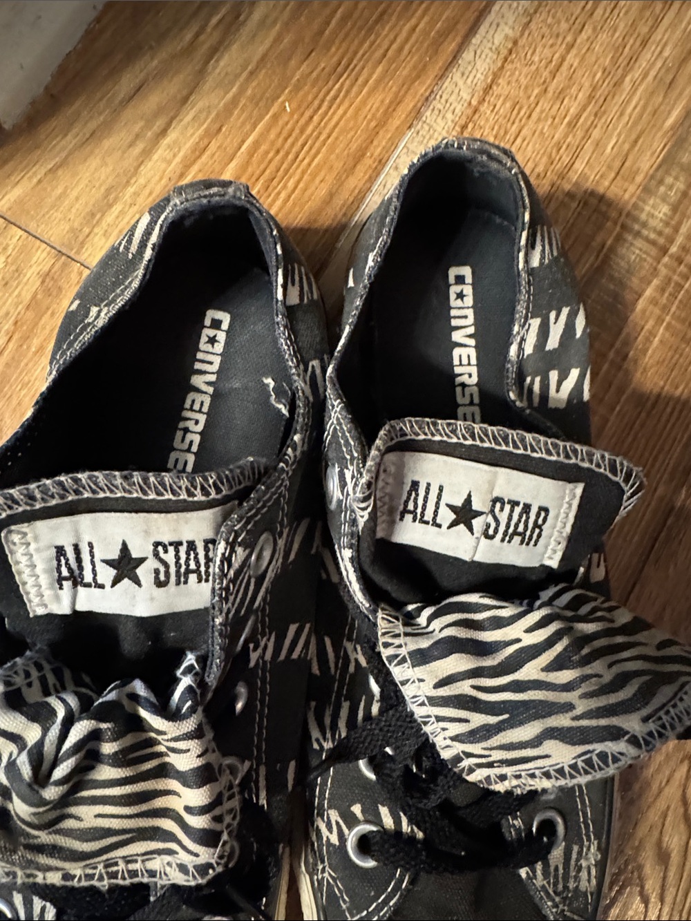 Converse Black Sneakers with White Zebra Accent - Picture 2 of 6